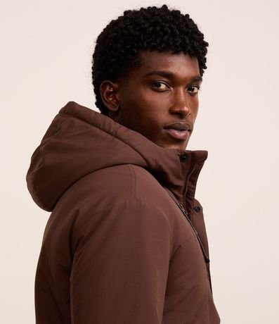 Campera en Poliamida con Recortes y Bolsillo Diferenciado 5