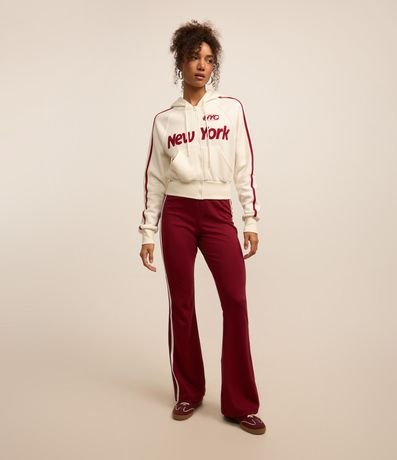 Pantalón Flare en Punta Roma con Friso en el Lateral