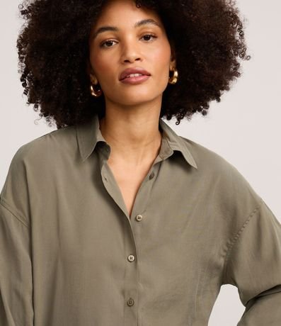 Camisa Amplia en Cupro con Abotonado 3