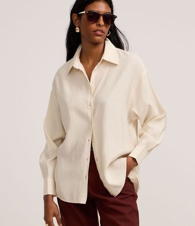 Camisa Amplia en Cupro con Abotonado