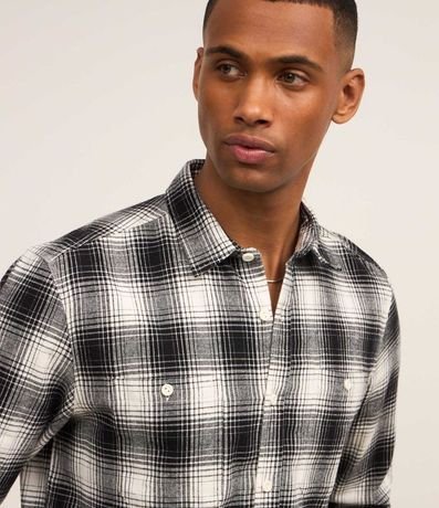 Camisa Comfort en Franela con Estampa de Cuadros 3