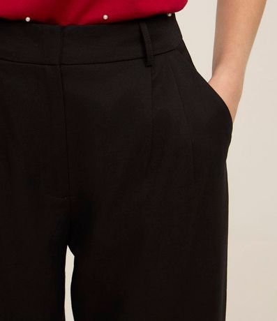 Pantalón Carrot Sastrería con Pliegues 4