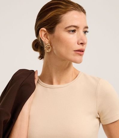 Blusa Básica Ajustada en Rib con Cuello Redondo 6