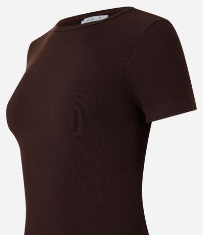 Blusa Básica Ajustada en Rib con Cuello Redondo 7