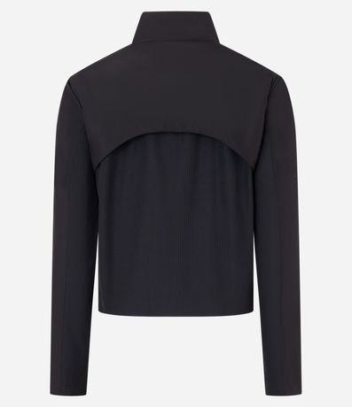 Campera Deportiva con Cuello Alto y Bolsillos 6