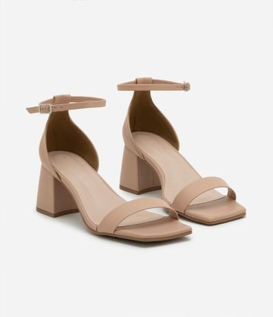 Sandalia Básica con Puntera Cuadrada y Salto Bloco 2