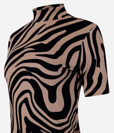 Blusa en Rib con Cuello Alto y Estampa Zebra 3