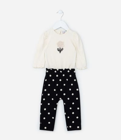 Conjunto Infantil con Estampa Flores - Talle 0 a 18 meses 2