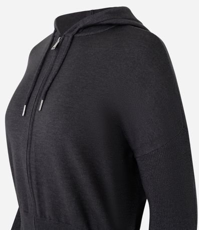 Campera corta en Punto con Capucha 6