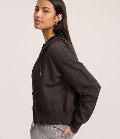 Campera corta en Punto con Capucha 4