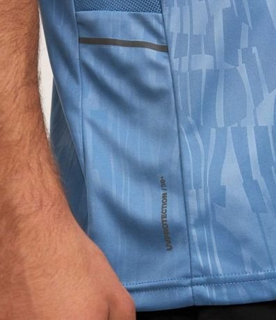 Remera Deportiva Tecnologia Dry con Estampa Heat Print 4