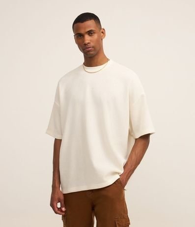 Remera en Pana con Bordado Lettering Minimalista