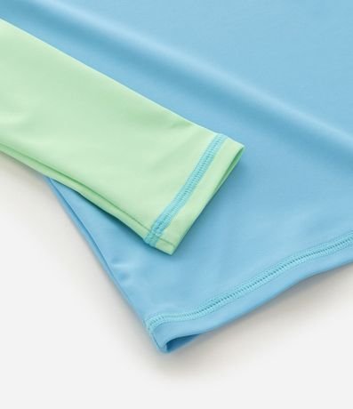 Conjunto Infantil con Protección UV y Estampa Dino - Talle 1 a 4 años 9