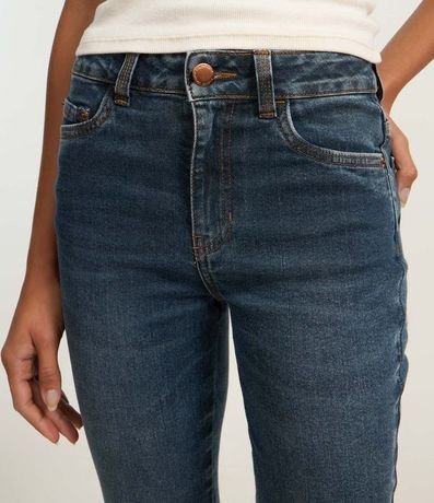 Pantalón Bootcut en Jeans con Cintura Alta y Fenda en la Parte baja 4