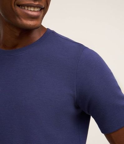 Remera Slim en Algodón con Textura Acanalada 3
