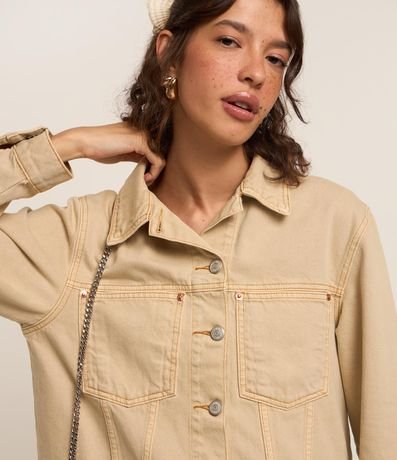 Campera Regular en Sarga con Bolsillo y Recortes 3