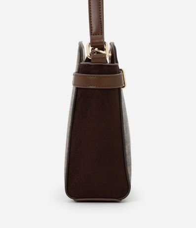 Bolsillo Transversal Mediana con Costura Detalles Laterales y Estampa de Triangulo 2