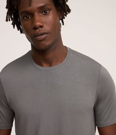 Remera Comfort en Modal con Cuello Redondo 3