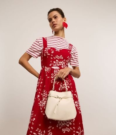 Cartera Bucket Pequena en PU con Detalle de Hebilla 9