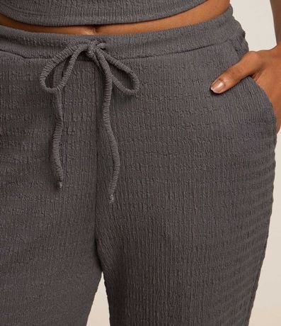 Pantalón Recto con Textura y Cintura Elástica 4