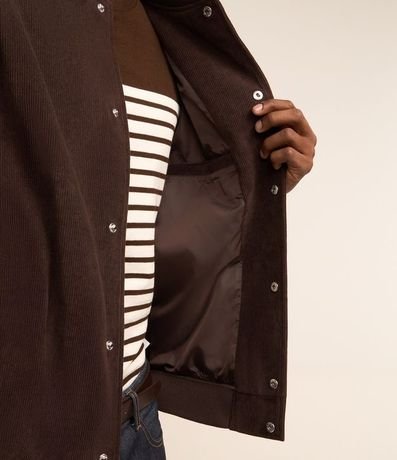 Campera Bomber en Terciopelo con Botones Forrados 3