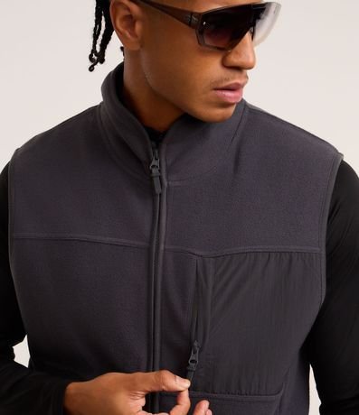 Chaleco Deportivo con Recortes y Cremallera 4