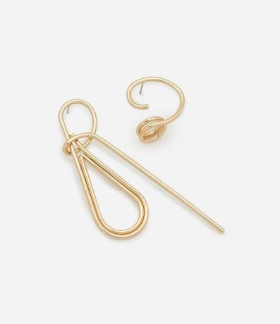 Caravana Mediana Alambrada con Formas Asimétricas Diferentes 1