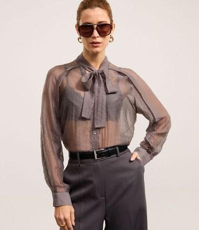 Camisa Texturizada en Voile con Cuello Lazo