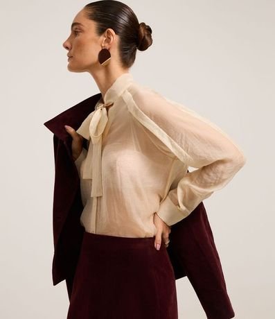Camisa Texturizada en Voile con Cuello Lazo 3
