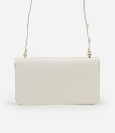 Cartera Shoulder Mediana con Tapa y Detalle Metalizado 4