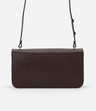 Cartera Shoulder Mediana con Tapa y Detalle Metalizado 4