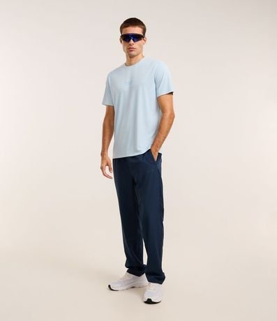 Remera Regular  Deportiva en Tecnologia Dry con Estampa Lettering 2