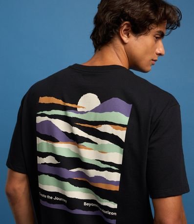 Remera Relaxed en Algodón con Estampa de Montaña 5