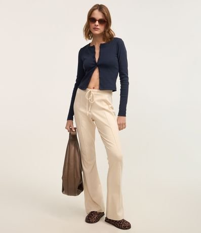 Blusa Cardigan en Rib con Botones Delanteros 2