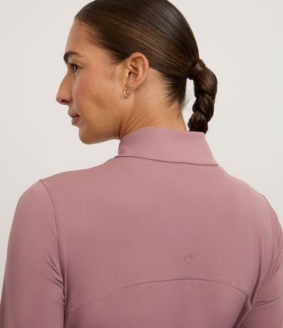 Campera Deportiva en Microfibra con Recortes y Bolsillos 4