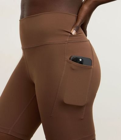 Bermuda en Microfibra con Bolsillo Funcional 3