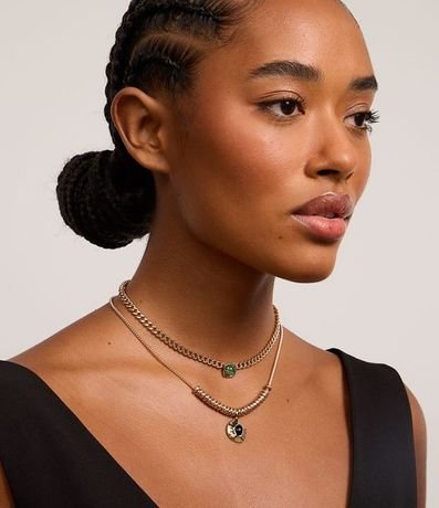 Collar Capas en Metal con Colgantes de Resina 4