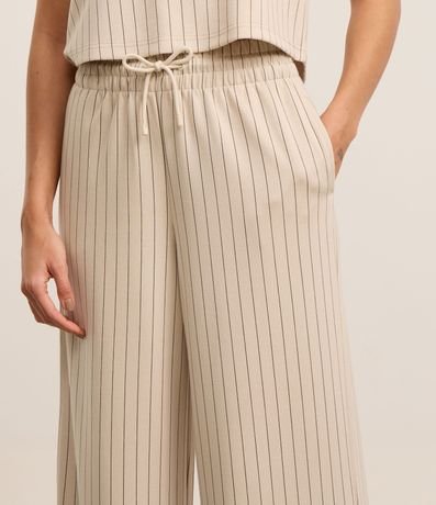 Pantalón Deportiva Reta con Estampa Rayada 4