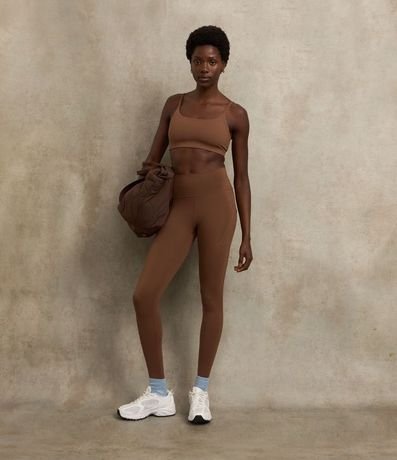 Top Deportivo en Poliamida con Breteles Finos 4