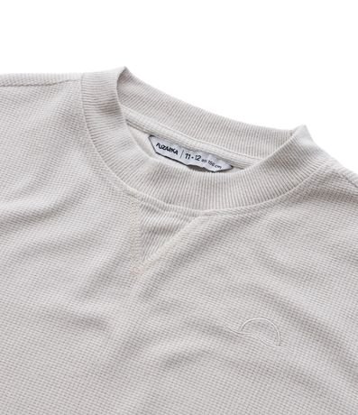 Remera Infantil Texturizada con Bordado - Talle 5 a 14 años 5