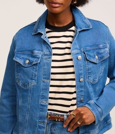 Campera Trucker en Jeans con Bolsillos 4