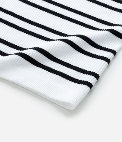 Remera Infantil Seamless con Estampa Rayada - Talle 5 a 14 años 5