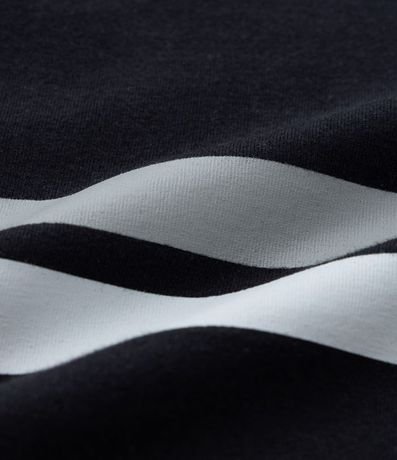 Remera Infantil con Rayas y Etiqueta - Talle 05 a 14 años 3