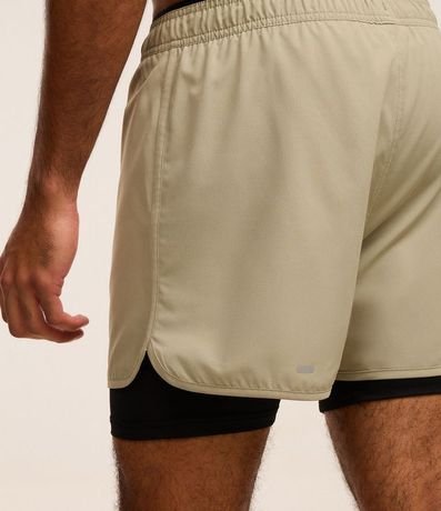 Bermuda Deportiva con Short de Compresión y Detalle Reflectante 5