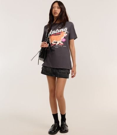 Remera T-shirt en Algodón con Estampa Corgi Skating por Amor 2