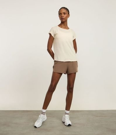 Remera en Microfibra con Escote Redondo 2