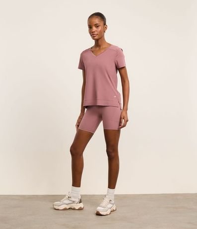 Remera Deportiva en Microfibra Agujerada con Bajo Mullet 2