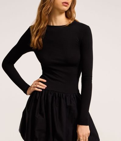 Vestido Globo Corto en Rib y Tricolina con Textura Acanalada 4