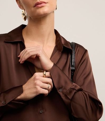 Camisa en Satén con Recortes y Botones 3