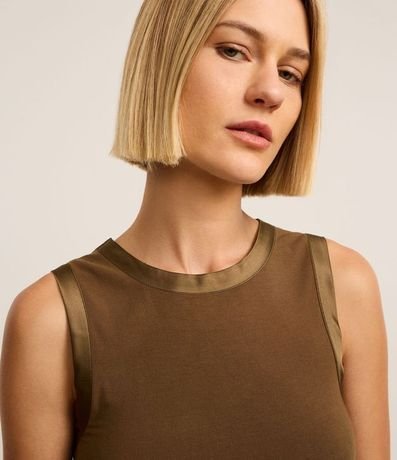 Blusa de Punto con Detalle en Satén 3